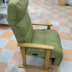 【ｼﾞｬﾝｸﾞﾙｼﾞｬﾝｸﾞﾙ金沢店】一人掛けソファー ライトグリーン  W(幅)61×D(奥行き)66×H(高さ)103cm  ※クリーニング済みの画像