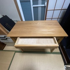 幅85cm奥行45cm北欧調木製テーブルの画像