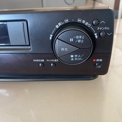 SHARP VHSビデオレコーダー【VC-HF423】の画像