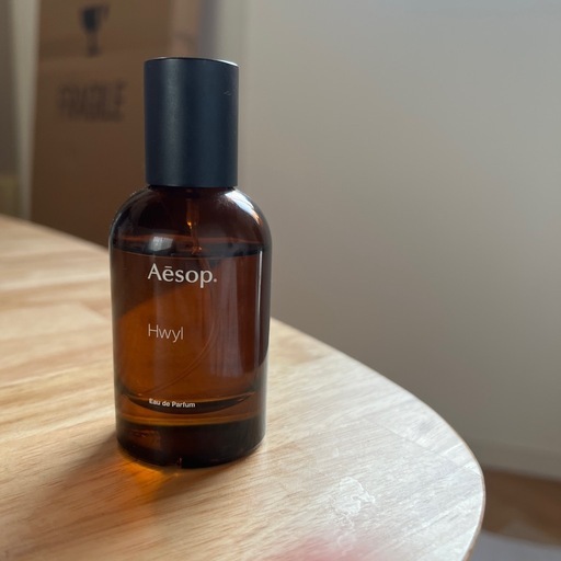 Aesop Hwyl 50ml イソップ　ヒュイル　香水