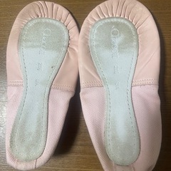 バレエシューズ　21 1/2 チャコットの画像