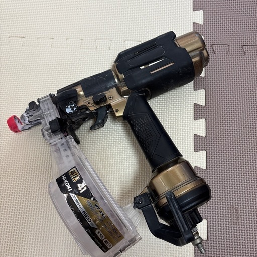 特価　先着順　高圧ネジ打機