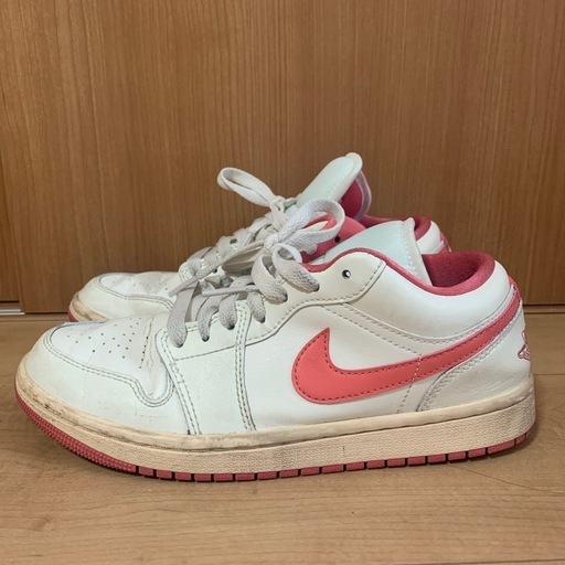 エアジョーダン　ピンク　靴