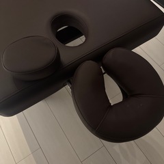 サロン　マッサージベッド　手動昇降機能付き　ピローシートやペーパーショーツつき付きの画像