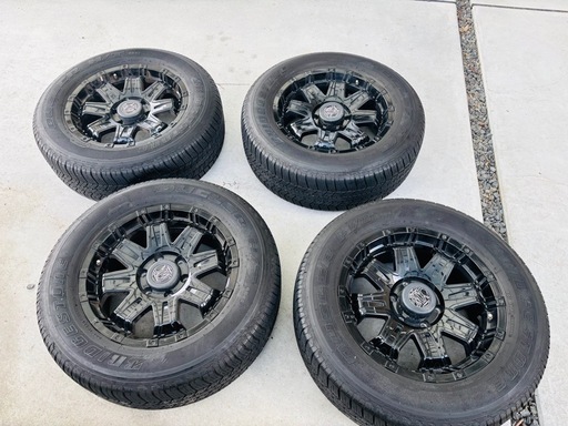 ハイラックス　アルミホイール　ロックケリー　265/60R18
　