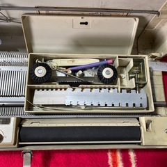 中古品 シルバーリード 編み機 SK-326 昭和レトロ 手芸 SILVER REED 動作未確認の画像