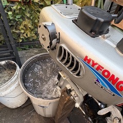 中華製2馬力船外機水冷式の画像