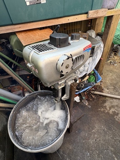 中華製2馬力船外機水冷式 中華製2馬力船外機水冷式