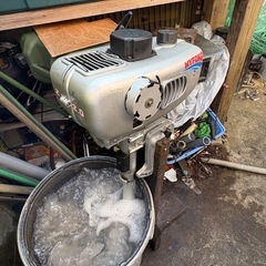 中華製2馬力船外機水冷式の画像