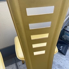 ハイバック　ダイニングチェア　イエロー　合成皮革　２脚セットの画像