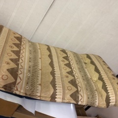 中古 座椅子 背面角度 4段切り替え ベージュ系の画像