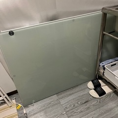 ダイニングテーブルの画像