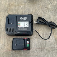コメリ　18V充電式ハンディチェーンソーの画像