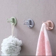 《おまけです》壁付けフックの画像