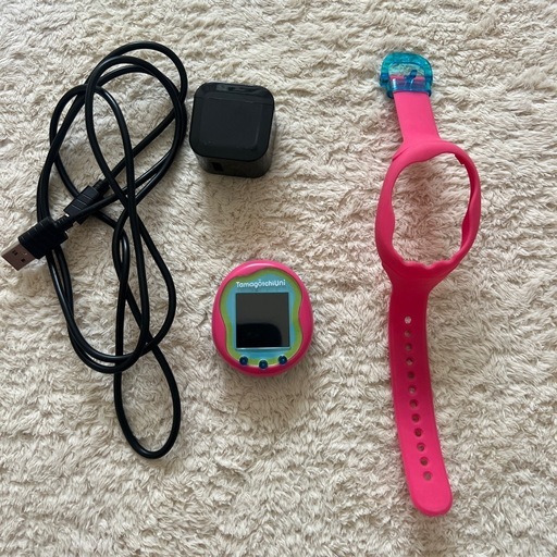 たまごっちTamagotchi Uni SWALLOWUNI ピンク