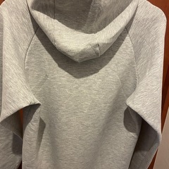 【超美品_お値打ち】ノースフェイス　パーカーの画像