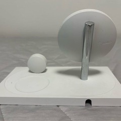 Belkin ワイヤレス充電スタンドの画像