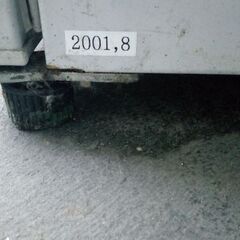 ジャンク TOSHIBA GR-118TM 2001.8 中古冷蔵庫 状態悪いの画像