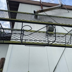 アイアン雑貨　　鉢植え棚飾り　大きめの画像