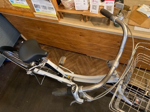 【miyataベルトドライブ泥除け新品！】 LEDオートライト　内装3段　27インチ自転車　ホワイト