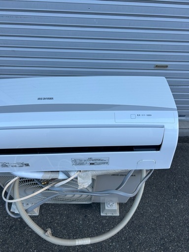 アイリスオーヤマ　エアコン　美品　2023年製