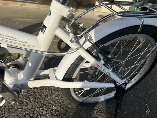 最終値下げ）折りたたみ自転車 20インチ 軽量 コンパクト 収納 便利 お買い得 6段変速