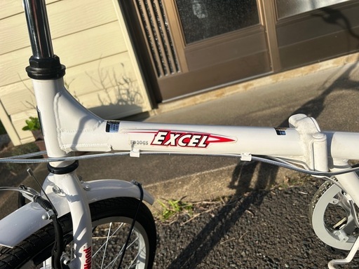 最終値下げ）折りたたみ自転車 20インチ 軽量 コンパクト 収納 便利 お買い得 6段変速