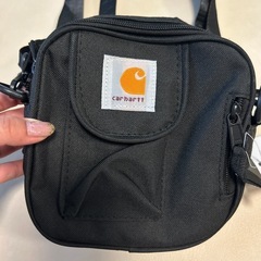 カーハート　ショルダーバッグ　ブラック　黒の画像