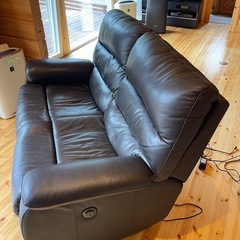 ニトリ電動リクライニングの画像