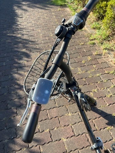 省スペース 小型電動自転車 20インチ