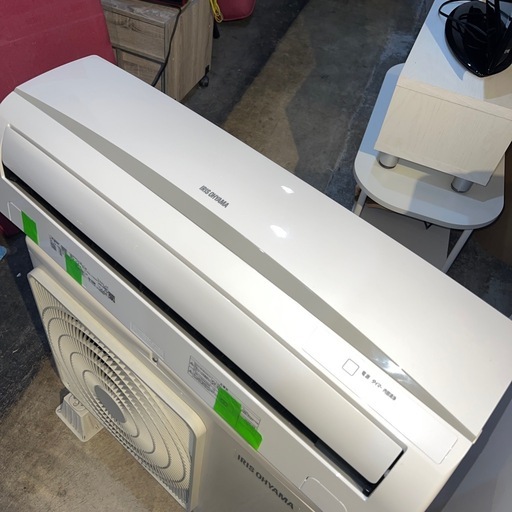 超美品】23年製アイリスオーヤマ/IRA-2204RZ/6〜8畳/エアコン本体