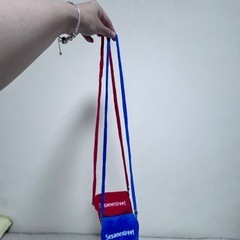 セサミストリート　カードケース付バックの画像