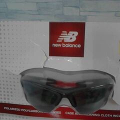 コストコ品番　1885850　ニューバランス サングラス　906円　➡　798円　A16432の画像