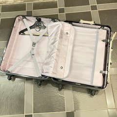 サムソナイト スーツケースの画像