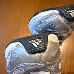 adidas アディダス スニーカー 水色 ホワイト の画像