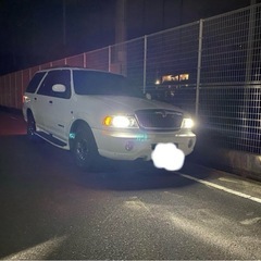 リンカーン ナビゲーターの画像