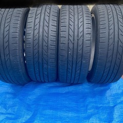 225/45R18インチ スポークデザイン•タイヤ付きアルミホイ...
