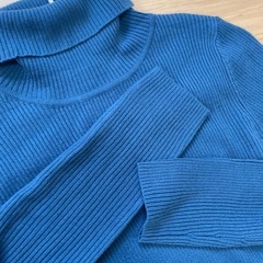 gu リブタートル　リブニット　タートルネック　レディース　ニットの画像