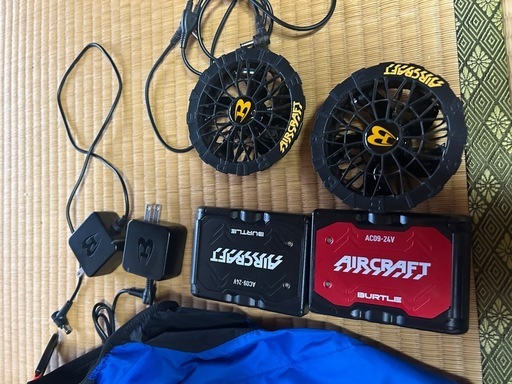 空調服、バッテリー2個、ファン1個