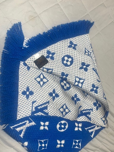 ヴィトンマフラー