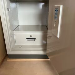 【訳あり品】業務用金庫差し上げますの画像