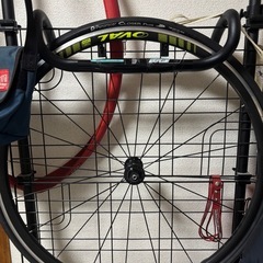 Bianchi via nirone7 pro 105組 低走行車 30万掛かってます！ホイールは最後の写真の物になります！ 16万→12万  全く連絡来てません
😭の画像