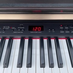 クラビノーバ CLP-330 2009年製の画像