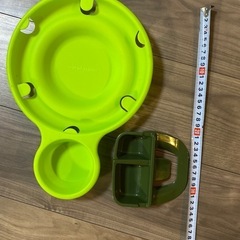 プラスチックandシリコン製紙皿受けの画像