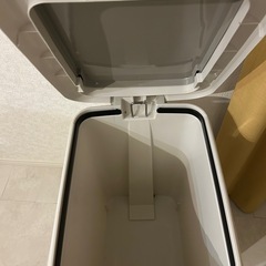 ニトリ　45ℓゴミ箱の画像