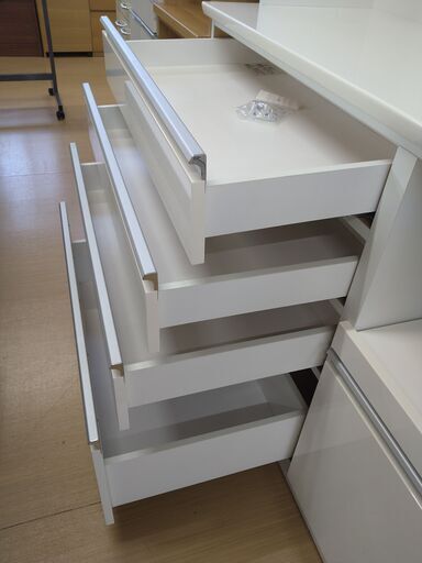 リユースのサカイ浦和店 【E449】値下げしました！！ ★食器棚 ニトリ レジューム 120AG