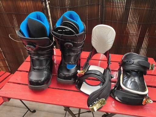 人気 スノーボードセット（ブーツ・ビンディング・グローブ男女