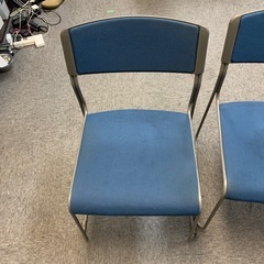 会議用椅子4脚の画像