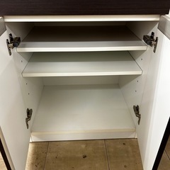 食器棚　2枚扉　の画像