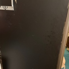 食器だな　
カップボードの画像